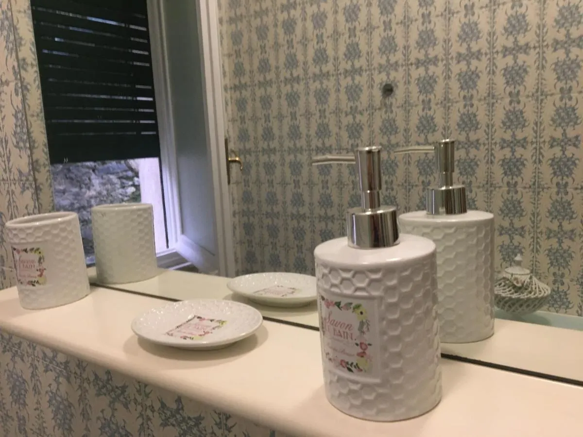 Apartment Casa Di Aldo: Una Casa Nel Centro Di Nervi. Genoa