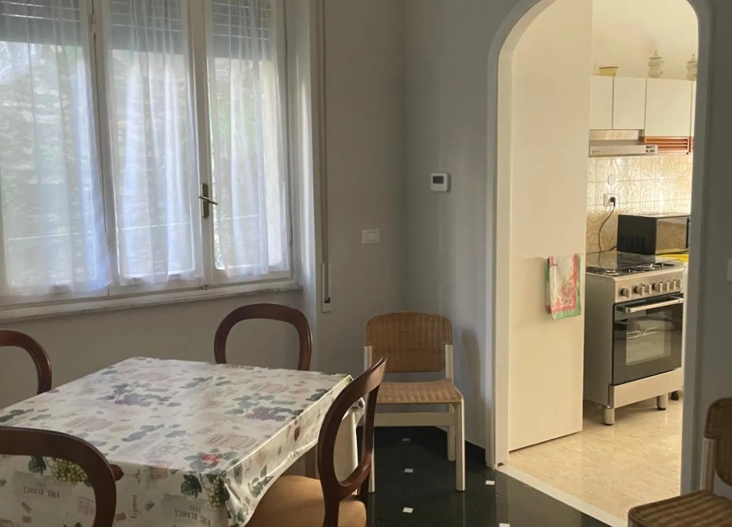Casa Di Aldo: Una Casa Nel Centro Di Nervi. Genoa